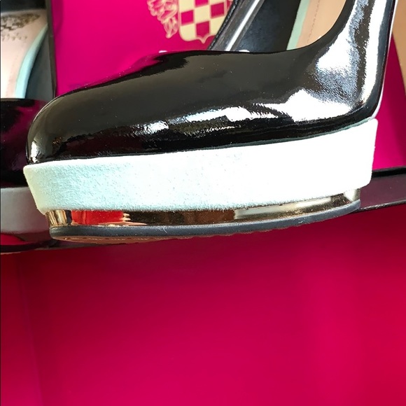 Vince Camuto DACOMA BK Pat. Lthr & Suede Size 9.5M - Picture 4 of 6